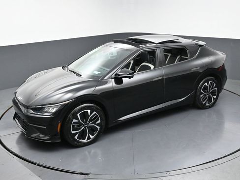 Used 2024 Kia EV6 GT-Line image 49