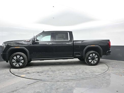 New 2026 GMC Sierra 2500 Denali w/ Denali Reserve Package AWD/4WD image 3