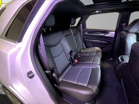Used 2024 Cadillac XT5 Premium Luxury FWD image 24