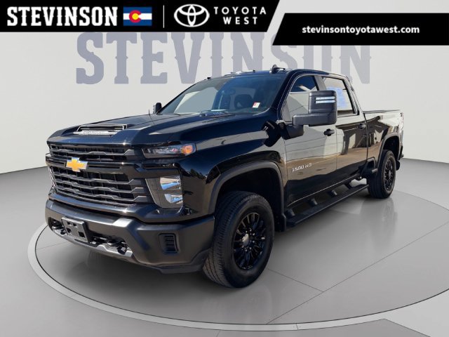 Used 2024 Chevrolet Silverado 3500 W/T AWD/4WD image 1