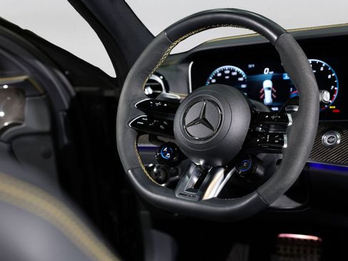 Used 2023 Mercedes-Benz E 63 AMG S image 35