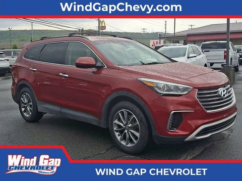 Used 2018 Hyundai Santa Fe SE AWD/4WD image 1