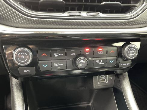 Used 2025 Jeep Compass Trailhawk AWD/4WD image 20