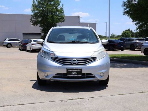 Used 2016 Nissan Versa Note SV FWD image 6