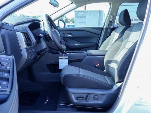 New 2026 Nissan Rogue SV image 7
