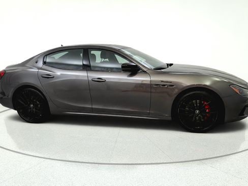 Used 2023 Maserati Ghibli Modena RWD image 8
