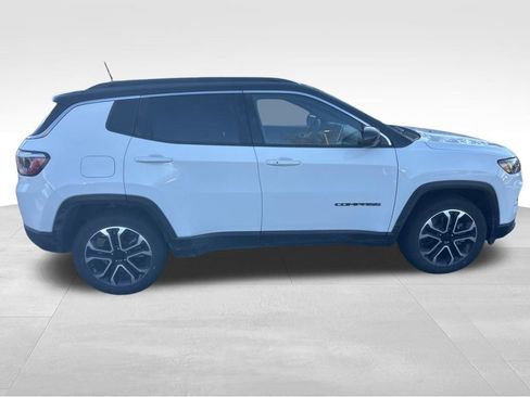 Used 2023 Jeep Compass Limited image 26