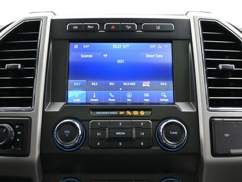 Used 2020 Ford F250 Lariat w/ Lariat Ultimate Package AWD/4WD image 35