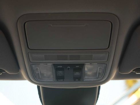 Used 2024 Honda Odyssey EX-L image 24