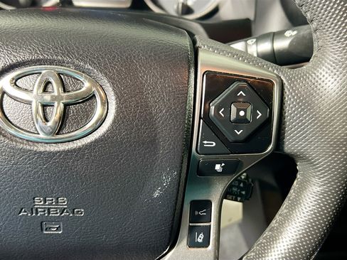 Used 2022 Toyota Tacoma SR5 image 19