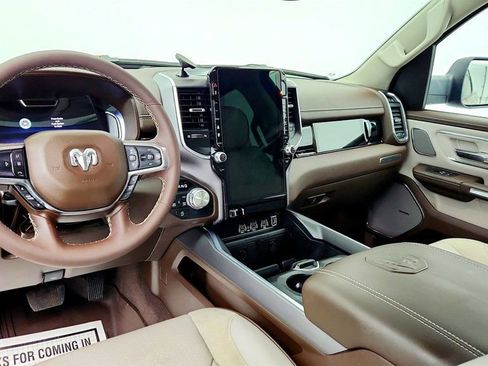 Used 2025 RAM 1500 Laramie image 13