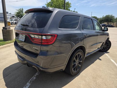 Used 2018 Dodge Durango R/T w/ Technology Group RWD image 2