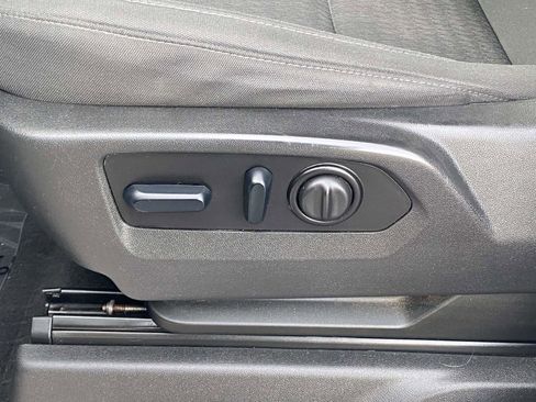 Used 2022 Chevrolet Silverado 2500 LT w/ Fleet Comfort Package image 15