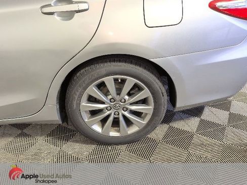 Used 2016 Toyota Camry XLE w/ Moonroof Package image 51