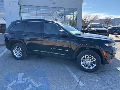 New 2026 Jeep Grand Cherokee Laredo X AWD/4WD image 37