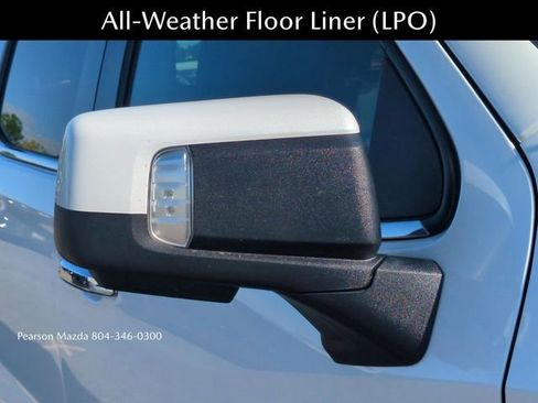 Used 2022 Chevrolet Silverado 1500 High Country w/ Technology Package AWD/4WD image 14
