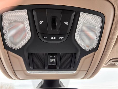 Used 2019 RAM 1500 Big Horn image 25