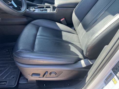 Used 2023 Kia Sorento EX FWD image 23