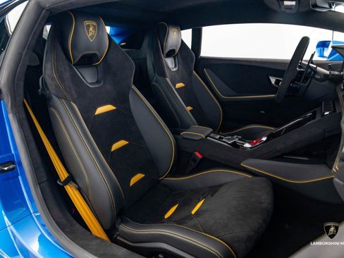 Used 2023 Lamborghini Huracan Tecnica image 39