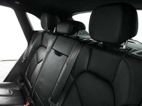 Used 2015 Porsche Macan S AWD/4WD image 20