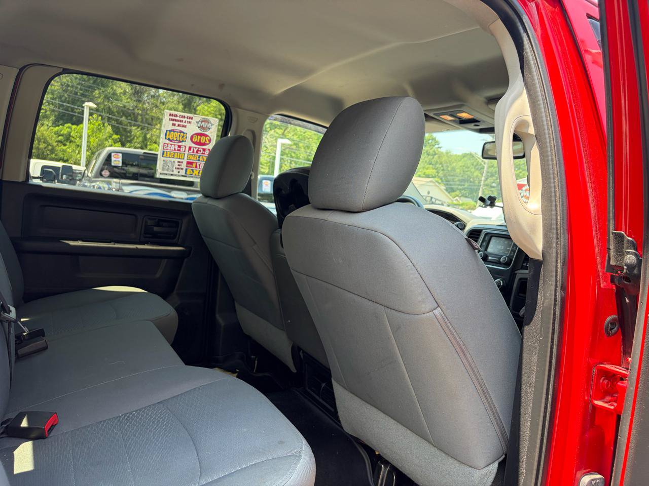 Used 2016 RAM 2500 Tradesman w/ Chrome Appearance Group AWD/4WD image 42