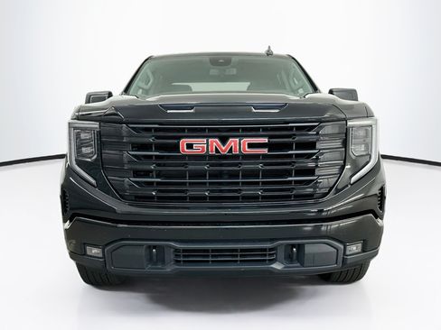 Used 2024 GMC Sierra 1500 Elevation AWD/4WD image 2