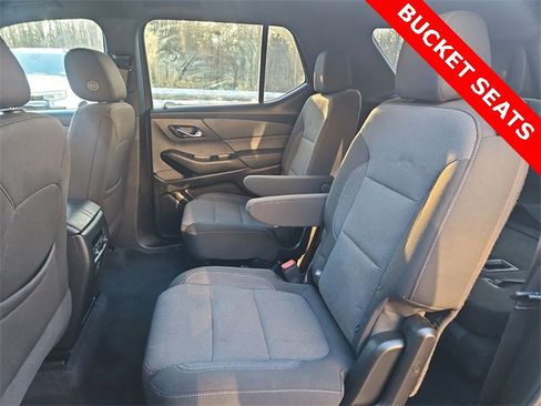 Used 2023 Chevrolet Traverse LT w/ Midnight/Sport Edition image 24