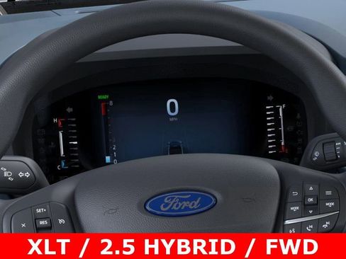 New 2025 Ford Maverick XLT image 13