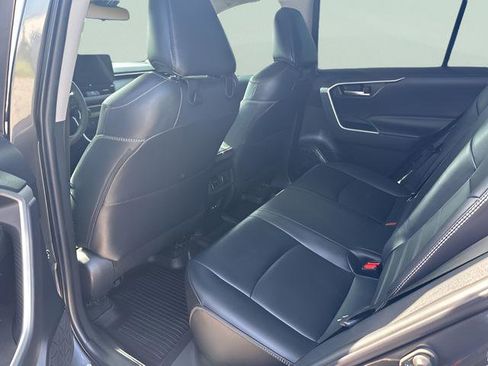 Used 2023 Toyota RAV4 XLE Premium AWD/4WD image 6
