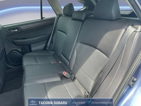 Used 2018 Subaru Outback 2.5i Limited AWD/4WD image 16
