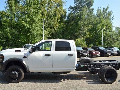 New 2025 RAM 5500 Tradesman image 5