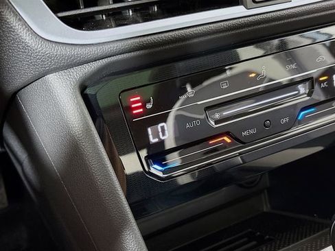 New 2026 Volkswagen Taos SE AWD/4WD image 19