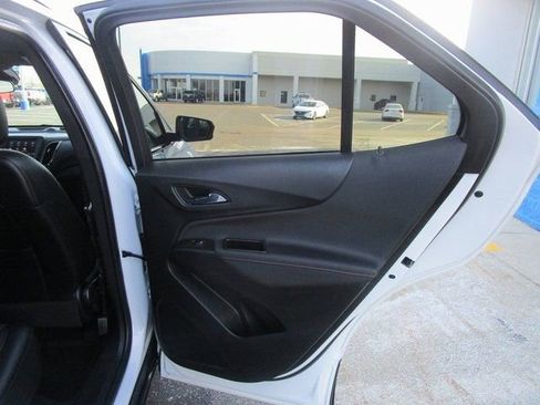 Certified 2024 Chevrolet Equinox RS w/ LPO, Floor Liner Package AWD/4WD image 20