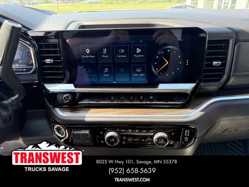 Used 2025 Chevrolet Silverado 2500 LT w/ Convenience Package AWD/4WD image 11