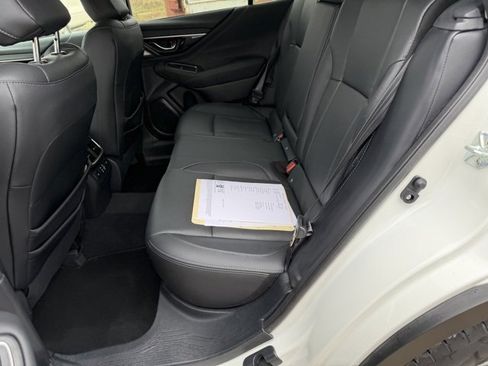 Used 2025 Subaru Outback Touring XT image 11