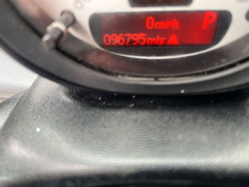 Used 2012 MINI Cooper Clubman FWD image 11