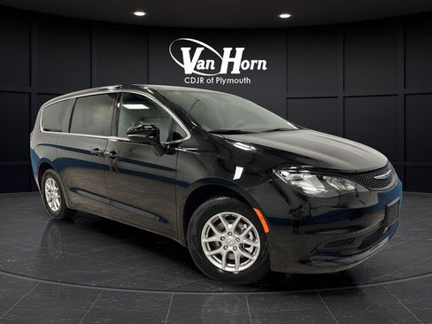 New 2026 Chrysler Voyager LX FWD image 1