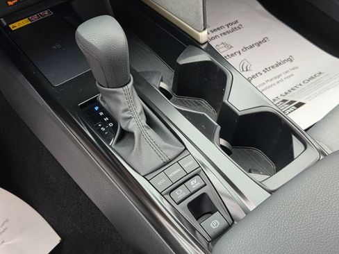 Used 2025 Toyota Camry LE w/ Convenience Package FWD image 23