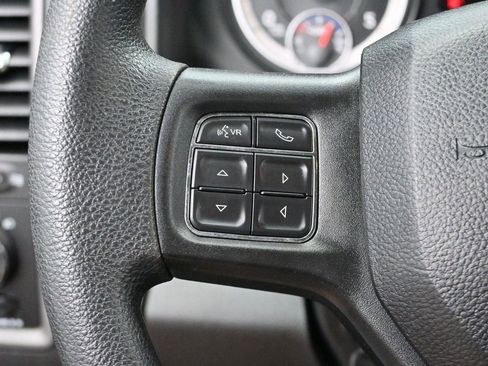 Used 2018 RAM 2500 Tradesman w/ Chrome Appearance Group AWD/4WD image 16