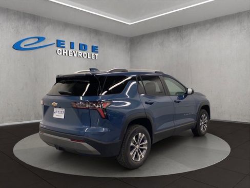 New 2026 Chevrolet Equinox LT image 3