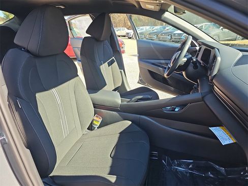 New 2026 Hyundai Elantra Sport image 9