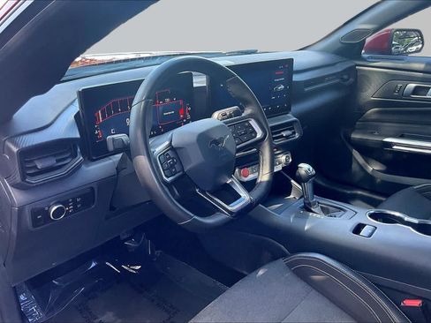 Used 2024 Ford Mustang Coupe RWD image 17