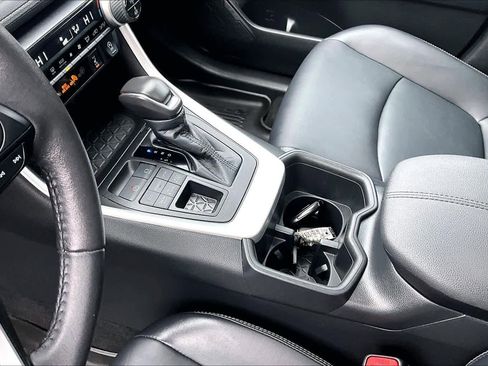 Certified 2023 Toyota RAV4 XLE Premium image 16