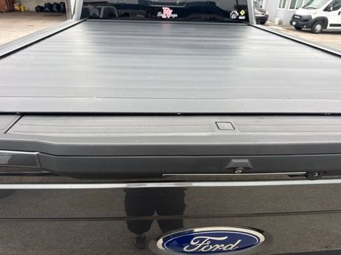 Used 2019 Ford F250 Lariat w/ Lariat Ultimate Package AWD/4WD image 8