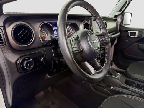 Used 2023 Jeep Wrangler Sport S w/ LED Headlamp & Fog Lamp Group image 10