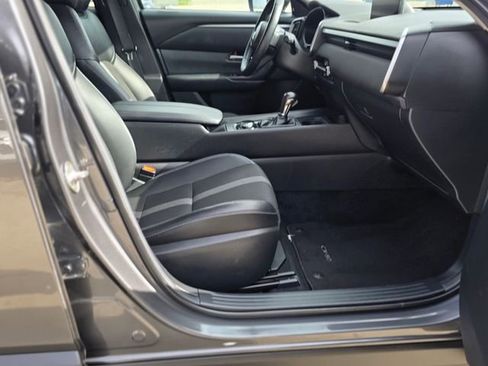 Used 2025 MAZDA CX-50 AWD 2.5 S w/ Preferred Package image 10