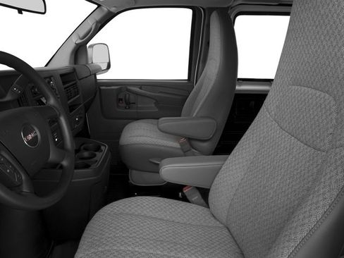 Used 2015 GMC Savana 2500 image 9