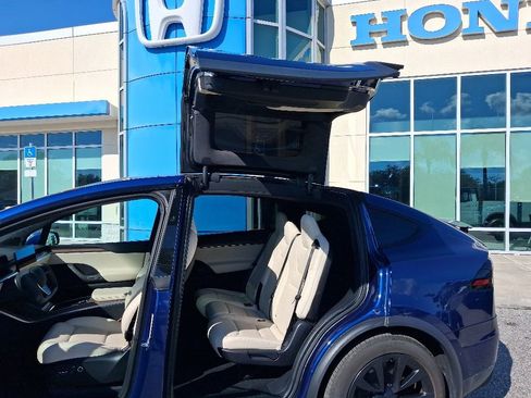 Used 2022 Tesla Model X AWD/4WD image 20