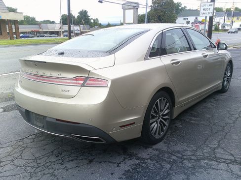 Used 2017 Lincoln MKZ Select w/ Technology Package FWD image 8
