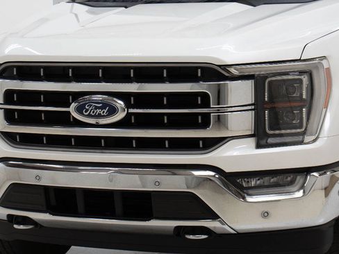 Used 2021 Ford F150 Lariat w/ Equipment Group 502A High AWD/4WD image 9